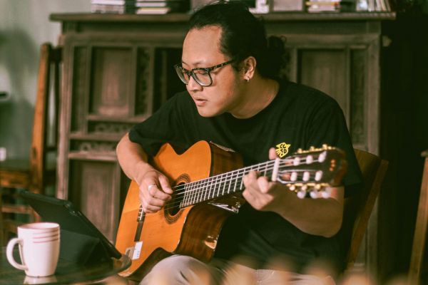 Les meilleurs cours de guitare sur mesure à Aix-en-Provence
