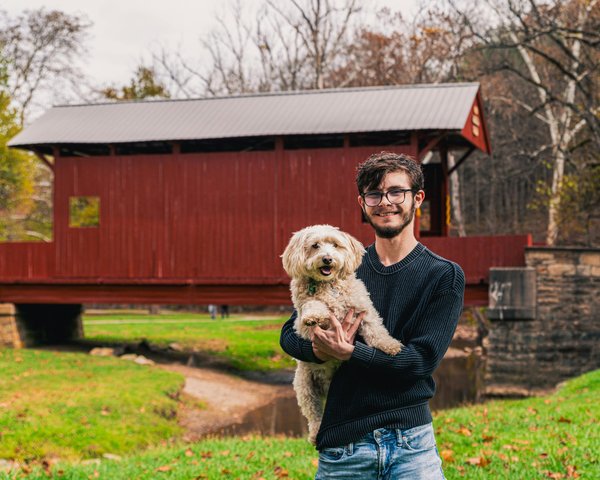 Comment créer un logo éducateur canin impactant : stratégie, design et personnalisation